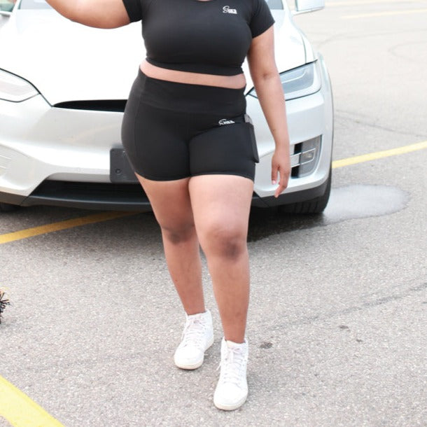 She's Fitness Midnight Scrunch buttom shorts