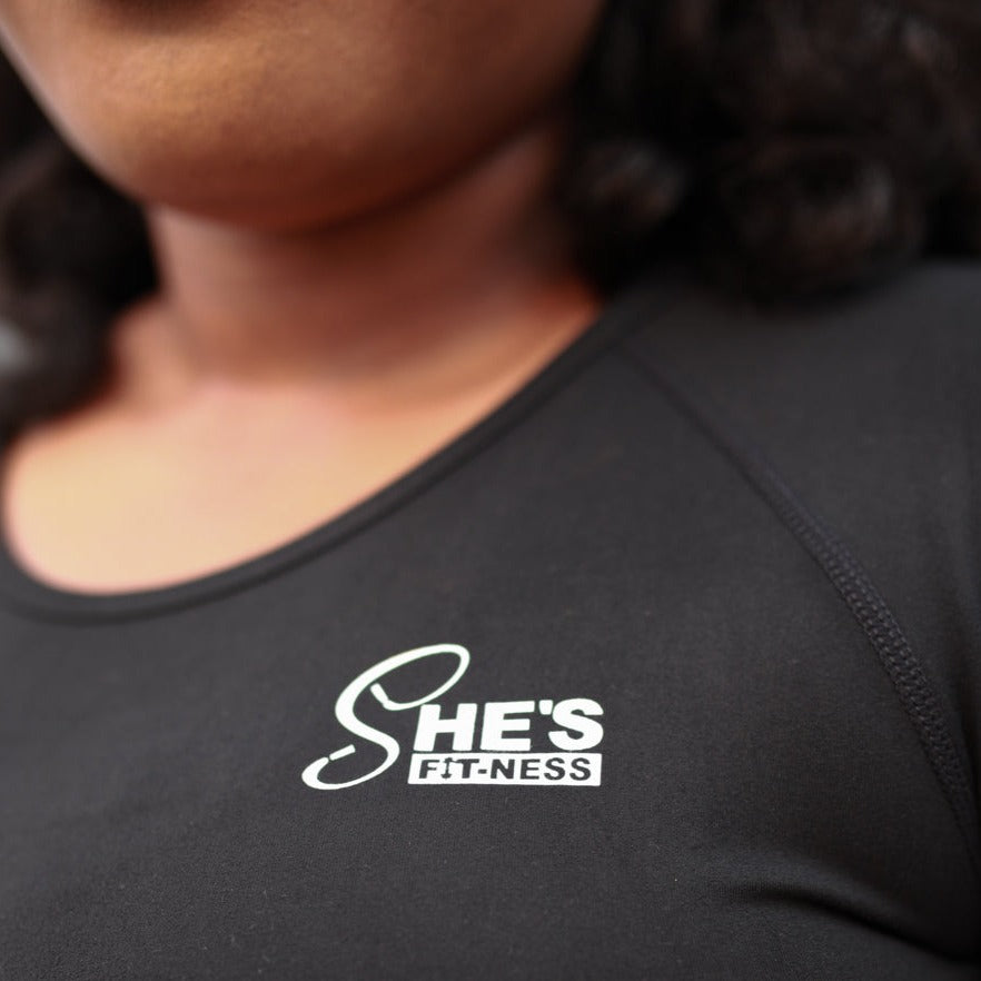She's Fitness Midnight Black Short Sleeve Crop Top